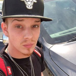 Meet your Posher, Chad